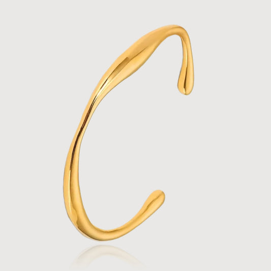 Sculpted Gold Trio Collection