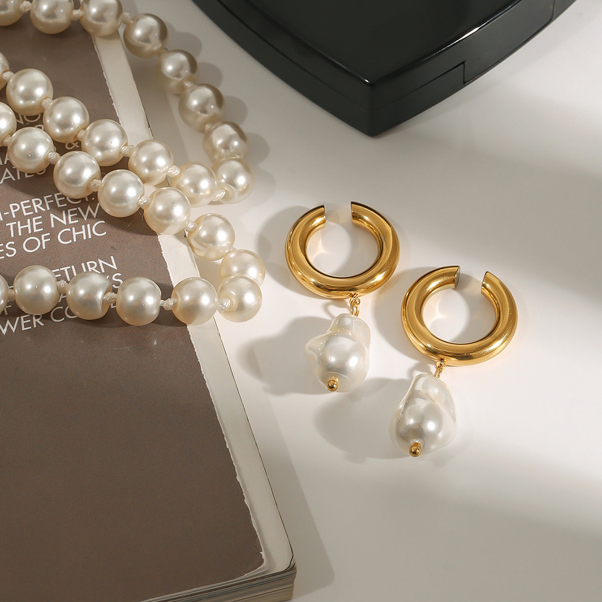 Baroque Pearl Cuffs Earrings