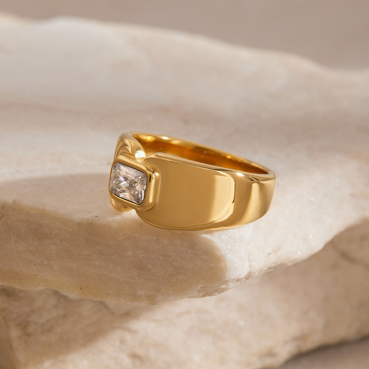 Aurelia Ring