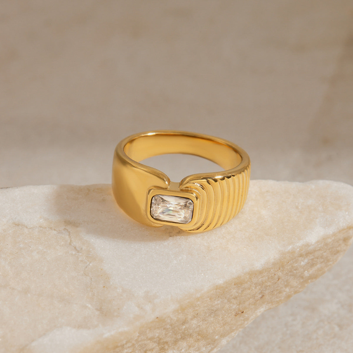 Aurelia Ring