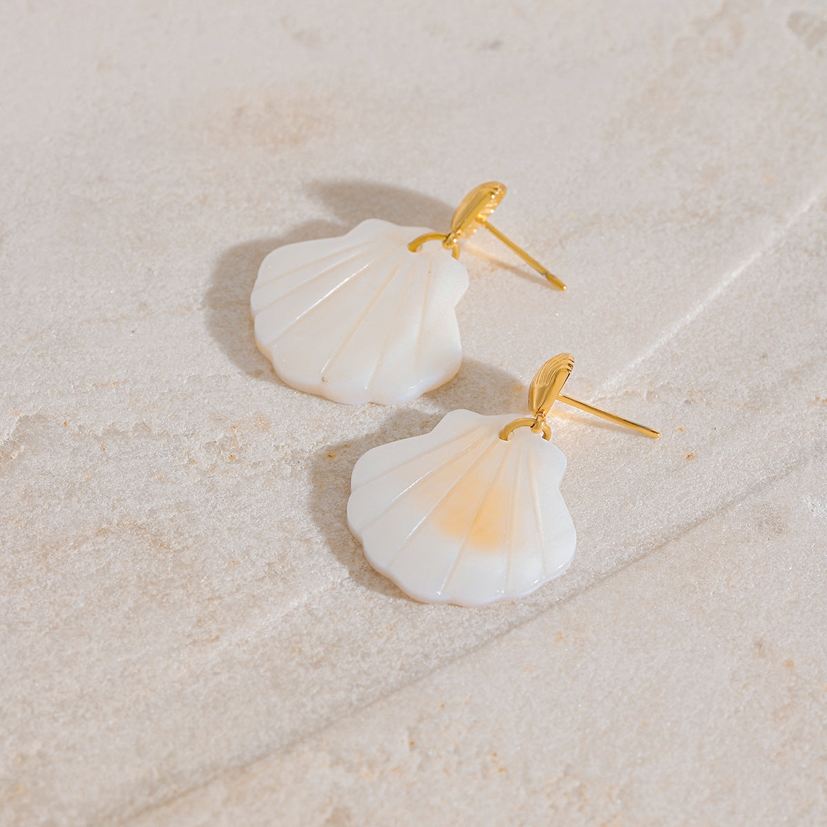Natural Shell Dangle Earrings