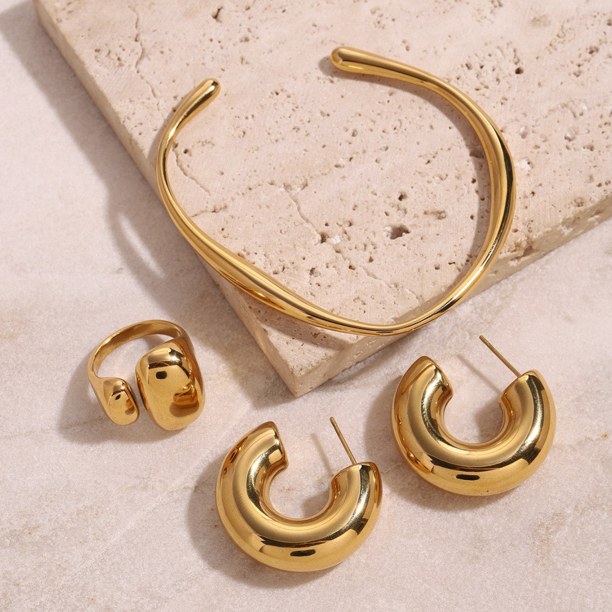 Sleek Curve Gold Cuff