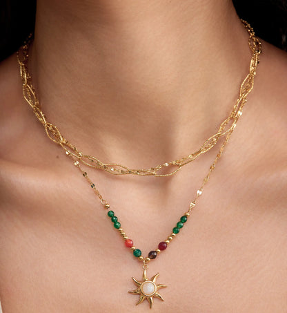 Chic Twist Choker
