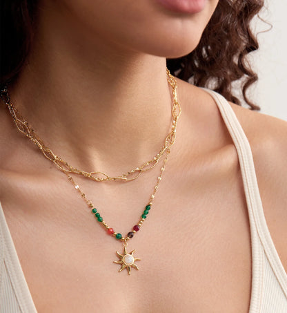 Chic Twist Choker