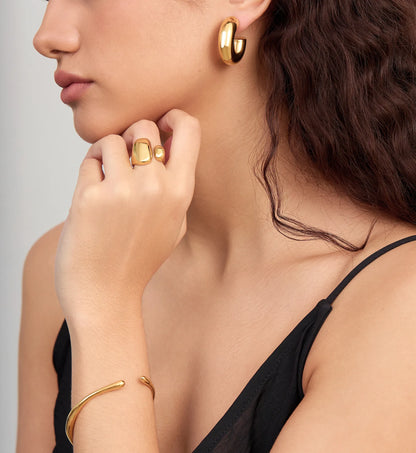 Sleek Curve Gold Cuff