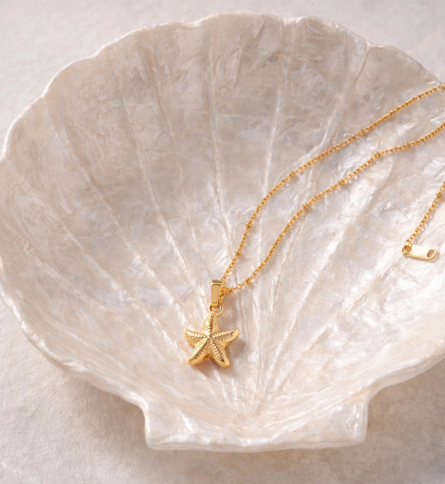Starfish Pendant Necklace